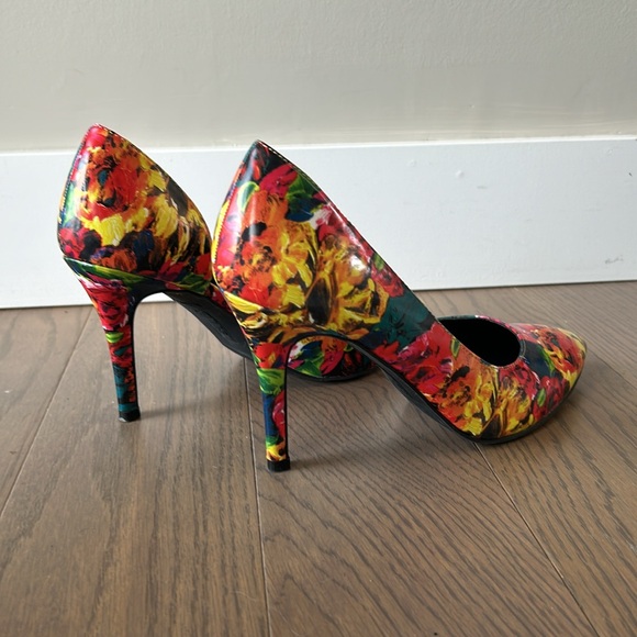 Floral print heels - Picture 5 of 5
